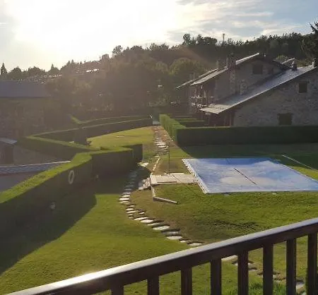 Tpa En 5 Personas Zona Com. Y Piscina * Bolvir